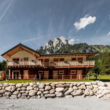 Naturparkresort Xeis Natur Apartments Johnsbach エクステリア 写真