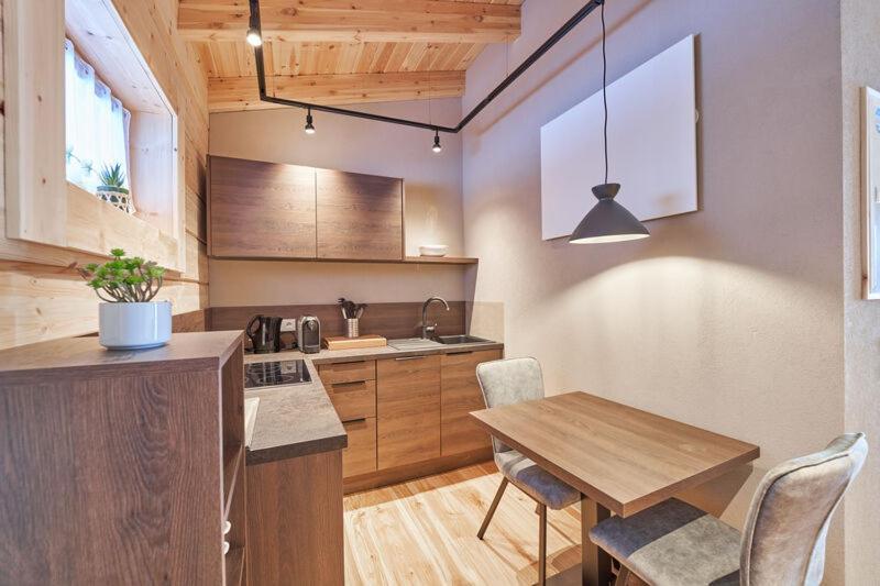 Naturparkresort Xeis Natur Apartments Johnsbach エクステリア 写真
